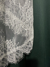 Load image into Gallery viewer, AVL0193 Leith Veil

